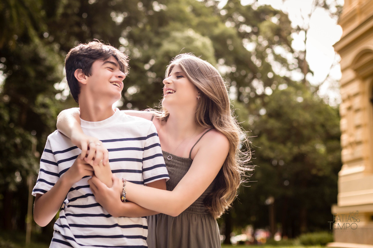 XV anos, 15 anos, debutante, familia, aniversario, adolescente, festa, ensaio fotográfico, fotografía, museu do Ipiranga, monumento, independencia, vestido, palmeiras, macacão, roupa, moda, maquiagem, natureza, ar livre, campo, palácio, menina, mulher, 