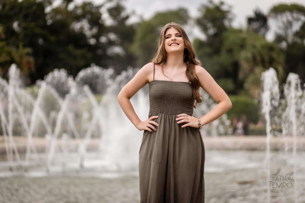 XV anos, 15 anos, debutante, familia, aniversario, adolescente, festa, ensaio fotográfico, fotografía, museu do Ipiranga, monumento, independencia, vestido, palmeiras, macacão, roupa, moda, maquiagem, natureza, ar livre, campo, palácio, menina, mulher, 