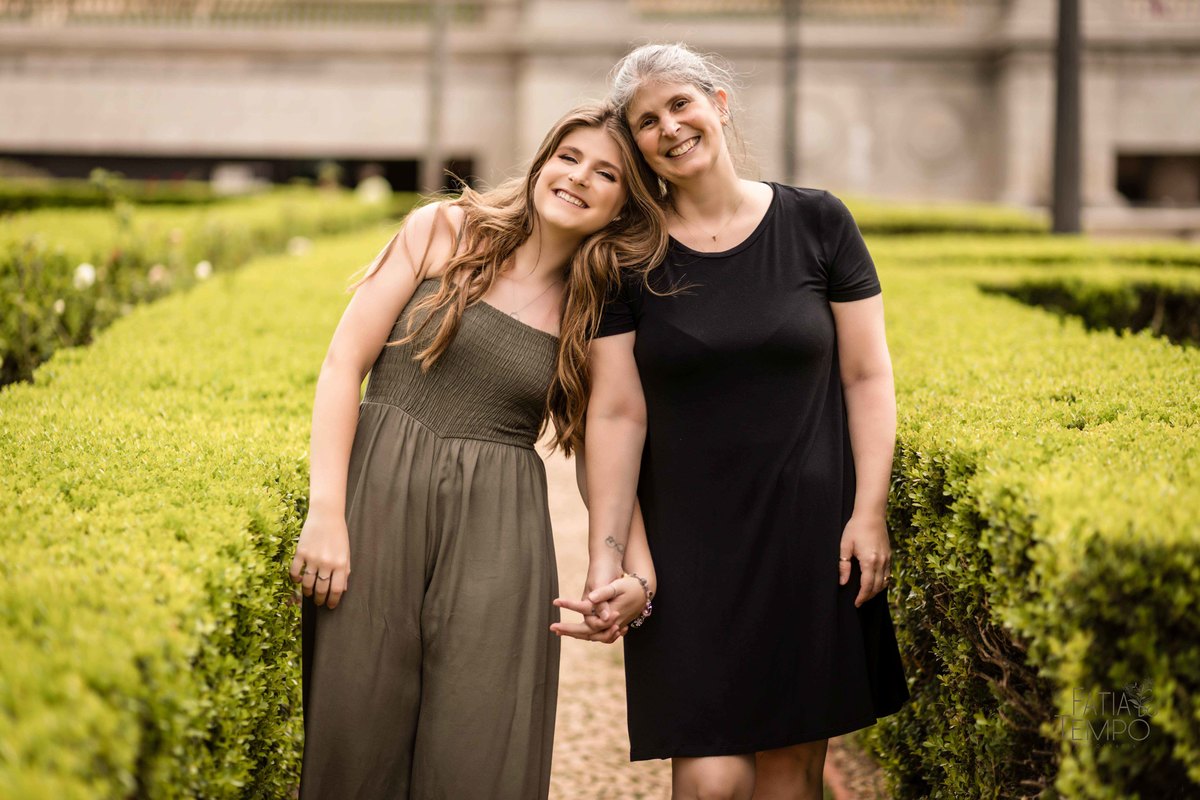 XV anos, 15 anos, debutante, familia, aniversario, adolescente, festa, ensaio fotográfico, fotografía, museu do Ipiranga, monumento, independencia, vestido, palmeiras, macacão, roupa, moda, maquiagem, natureza, ar livre, campo, palácio, menina, mulher, 