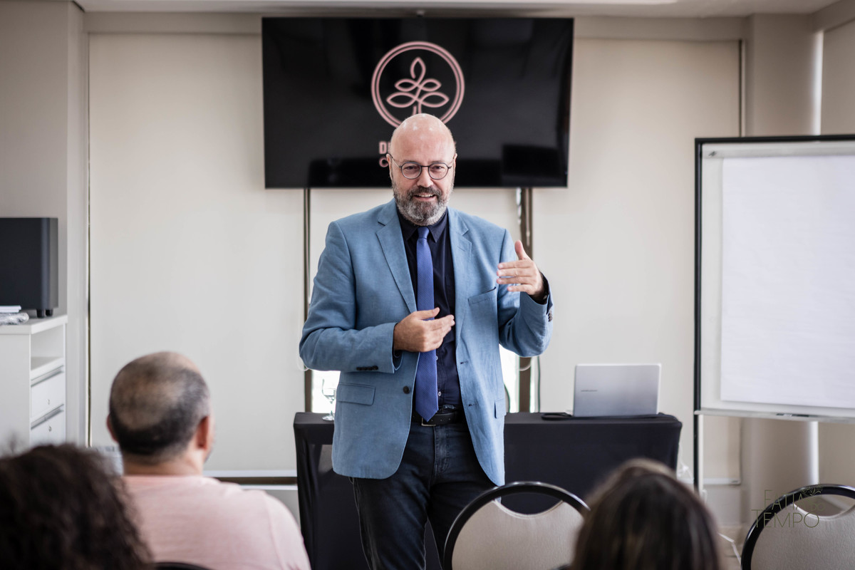 Cidadania italiana, italia, italiana, europeu, Europa, corporativo, busisness, negócios, empresa, empresários, palestra, consultoria, especialista, fotografia, video, Instagram, redes sociais, LinkedIn, perfil profissional, personal branding, 