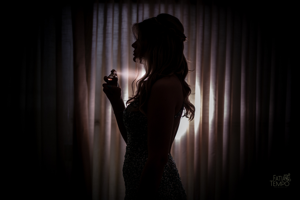 15 anos, debutante, adolescente, festa de debutante, maquiagem, penteado, vestido, mulher, Buffet, gastronomia, decoração, família, dança, apresentação, fotografia, balada, aniversário, robo de Led, funk, musica, amizade, felicidade, evento, 