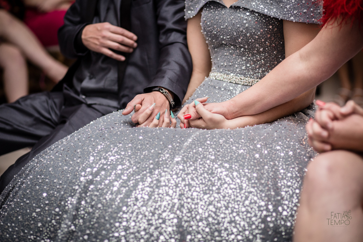 15 anos, debutante, adolescente, festa de debutante, maquiagem, penteado, vestido, mulher, Buffet, gastronomia, decoração, família, dança, apresentação, fotografia, balada, aniversário, robo de Led, funk, musica, amizade, felicidade, evento, 