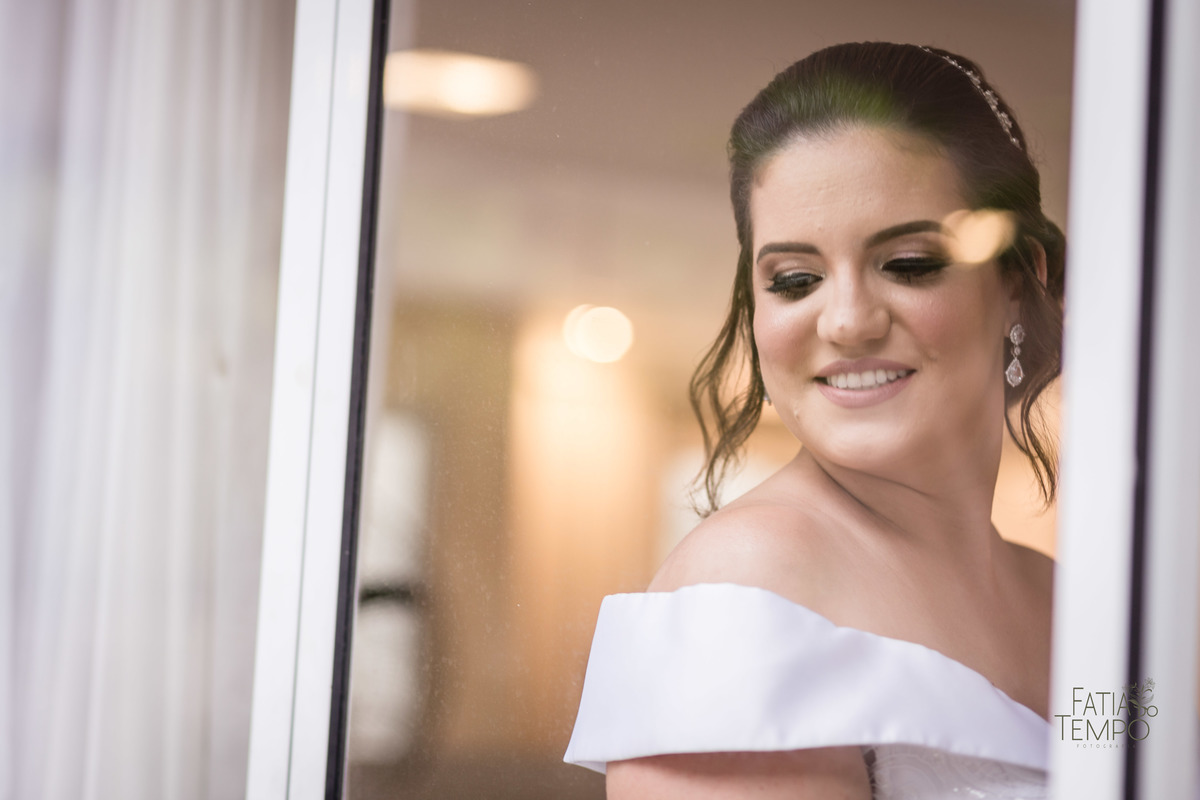 Casamento, wedding, dia da noiva, dia do noivo, noiva, noivo, madrinhas, padrinhos, decoração, vestido de noiva, vestido de festa, perfume, maquiagem, make, penteado, flores, Buffet, balada, banda, mcdonald, Ronald, cerimônia,  