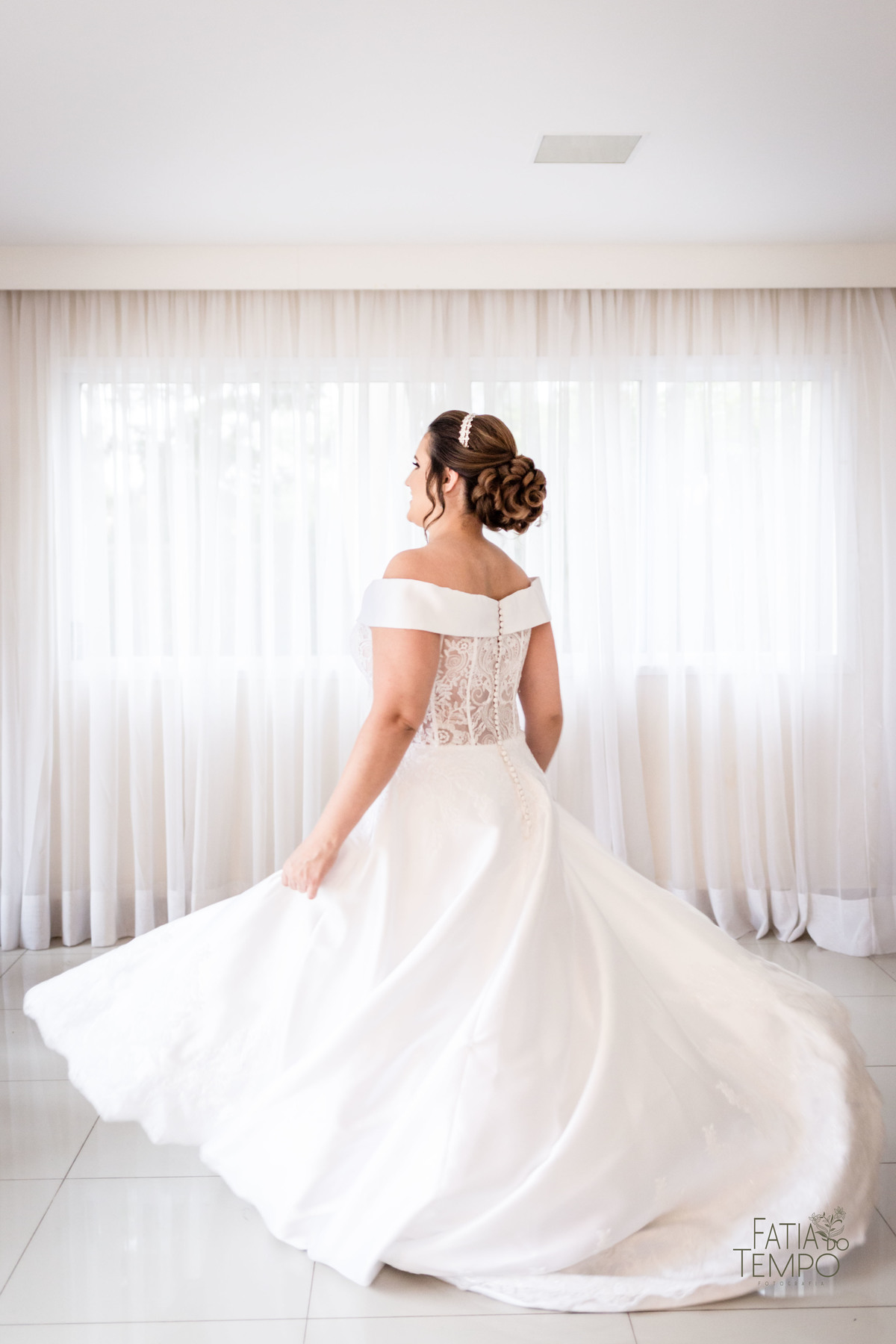 Casamento, wedding, dia da noiva, dia do noivo, noiva, noivo, madrinhas, padrinhos, decoração, vestido de noiva, vestido de festa, perfume, maquiagem, make, penteado, flores, Buffet, balada, banda, mcdonald, Ronald, cerimônia,  