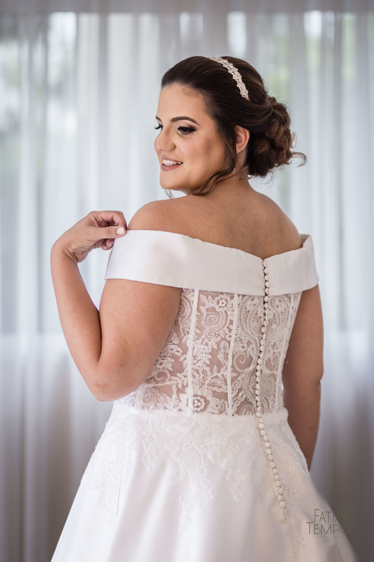 Casamento, wedding, dia da noiva, dia do noivo, noiva, noivo, madrinhas, padrinhos, decoração, vestido de noiva, vestido de festa, perfume, maquiagem, make, penteado, flores, Buffet, balada, banda, mcdonald, Ronald, cerimônia,  