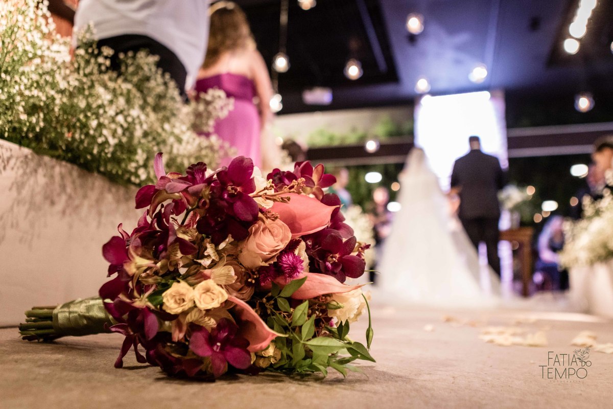 Casamento, wedding, dia da noiva, dia do noivo, noiva, noivo, madrinhas, padrinhos, decoração, vestido de noiva, vestido de festa, perfume, maquiagem, make, penteado, flores, Buffet, balada, banda, mcdonald, Ronald, cerimônia,  