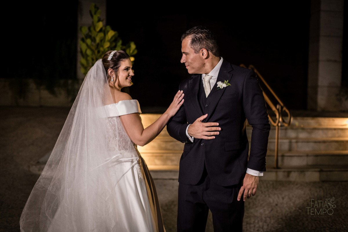 Casamento, wedding, dia da noiva, dia do noivo, noiva, noivo, madrinhas, padrinhos, decoração, vestido de noiva, vestido de festa, perfume, maquiagem, make, penteado, flores, Buffet, balada, banda, mcdonald, Ronald, cerimônia,  