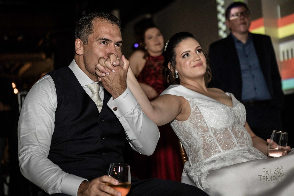 Casamento, wedding, dia da noiva, dia do noivo, noiva, noivo, madrinhas, padrinhos, decoração, vestido de noiva, vestido de festa, perfume, maquiagem, make, penteado, flores, Buffet, balada, banda, mcdonald, Ronald, cerimônia,  