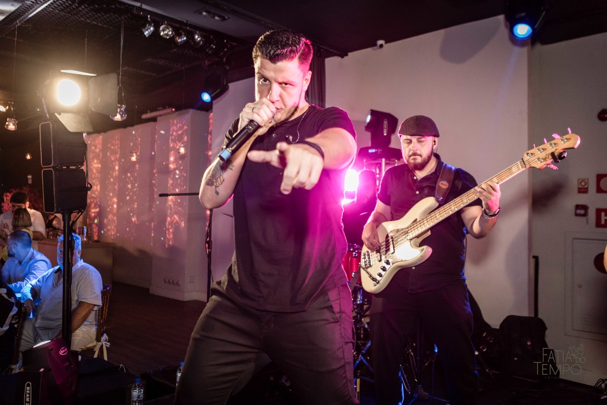 Casamento, wedding, dia da noiva, dia do noivo, noiva, noivo, madrinhas, padrinhos, decoração, vestido de noiva, vestido de festa, perfume, maquiagem, make, penteado, flores, Buffet, balada, banda, mcdonald, Ronald, cerimônia,  