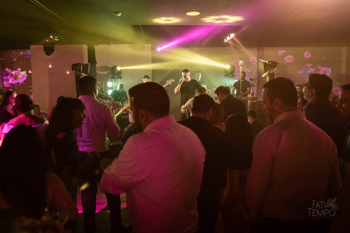 Casamento, wedding, dia da noiva, dia do noivo, noiva, noivo, madrinhas, padrinhos, decoração, vestido de noiva, vestido de festa, perfume, maquiagem, make, penteado, flores, Buffet, balada, banda, mcdonald, Ronald, cerimônia,  