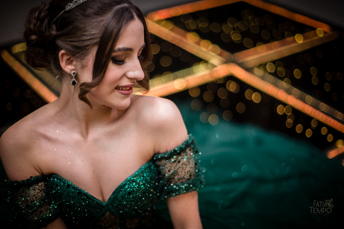 Debutante, 15 anos, mansão, buffet, festa, balada, xv, adolescente, dj, decoração, maquiagem, cabelo, mulher, make, glamour, east side, robô de Led, fotografia, vestido de noiva, vestido de festa, vestido, família, palmeiras, palestra, mancha verde, 