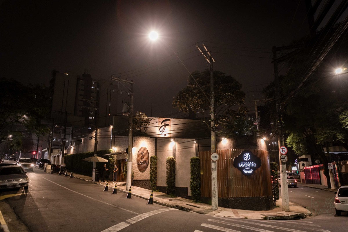 Casamento, wedding, buffet, festa, decoração, doces, noiva, noivo, vestido de casamento, vestido de noiva, maquiagem, degustação, culinária, debutante, fotografia, eventos, corporativo, empresa, padrinhos, espaço favoritto, 