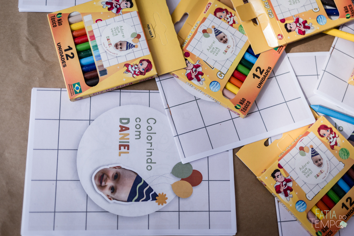 festa de aniversario em casa, festa no salao de festas, festa no salao de predio, festa de um ano no salao do predio, aniversario de um aninho, fotos de um aninho, decoracao de um aninho, decoracao de aniversario minimalista