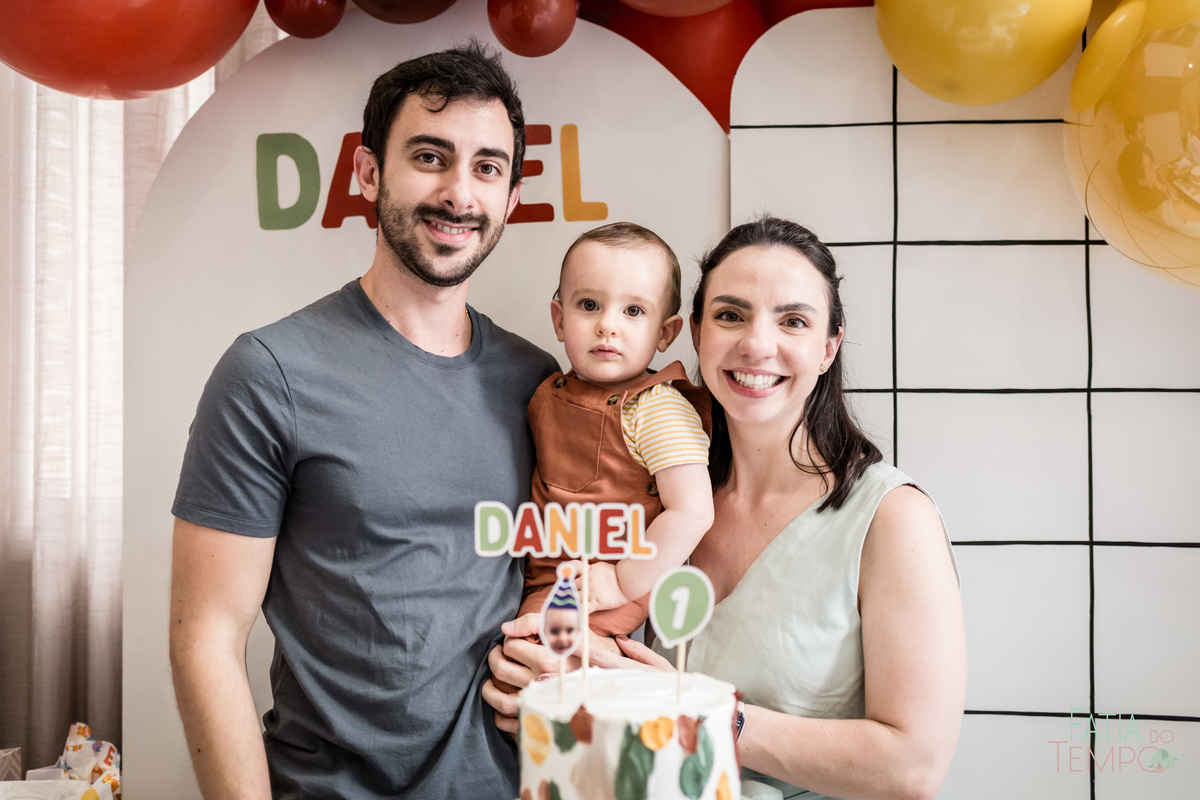 festa de aniversario em casa, festa no salao de festas, festa no salao de predio, festa de um ano no salao do predio, aniversario de um aninho, fotos de um aninho, decoracao de um aninho, decoracao de aniversario minimalista