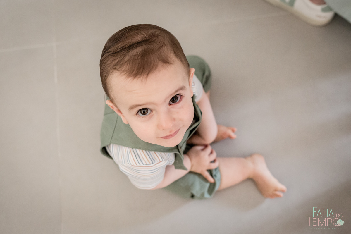 festa de aniversario em casa, festa no salao de festas, festa no salao de predio, festa de um ano no salao do predio, aniversario de um aninho, fotos de um aninho, decoracao de um aninho, decoracao de aniversario minimalista