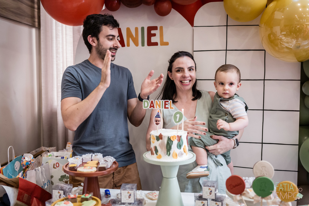 festa de aniversario em casa, festa no salao de festas, festa no salao de predio, festa de um ano no salao do predio, aniversario de um aninho, fotos de um aninho, decoracao de um aninho, decoracao de aniversario minimalista