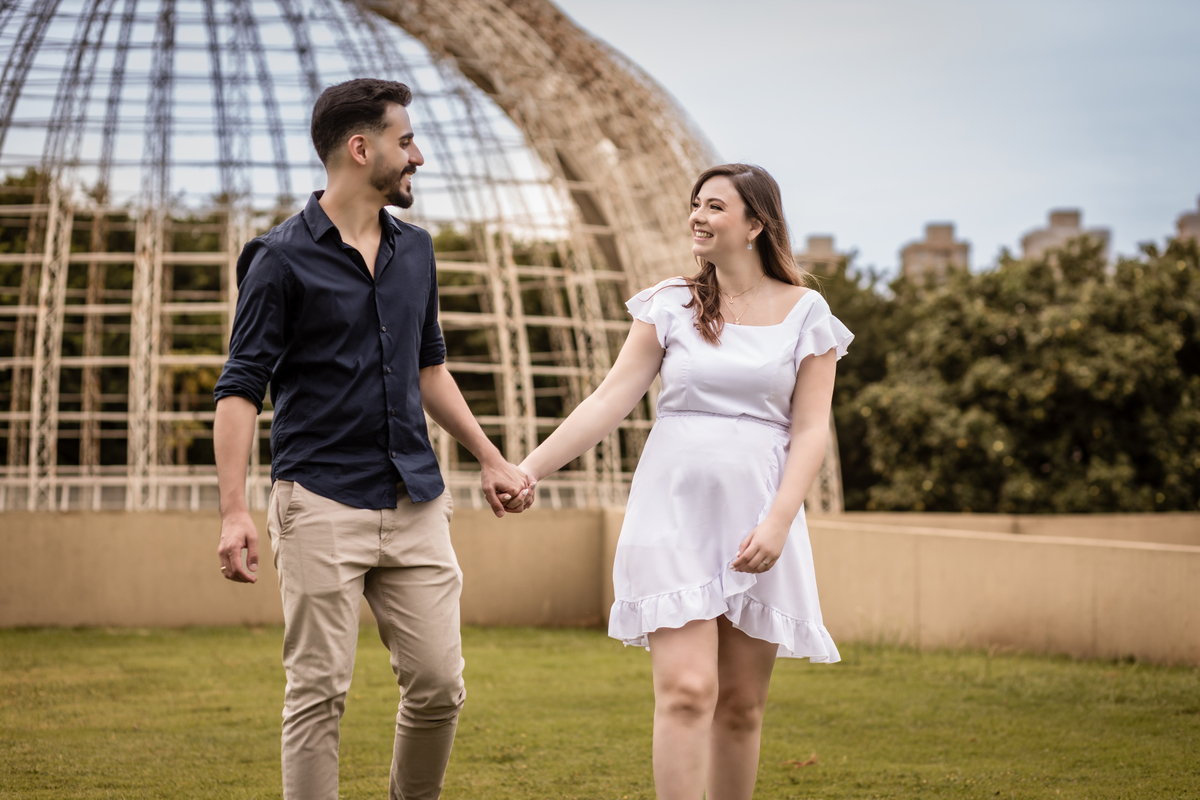 pre wedding, pré casamento, parque villa lobos, ensaio fotográfico, CASAMENTO, noiva, noivo, foto professional, vestido de noiva, namorados, marido, esposa, decoração, carrossel, roda gigante, felicidade, casamento no campo, amor, familia, 