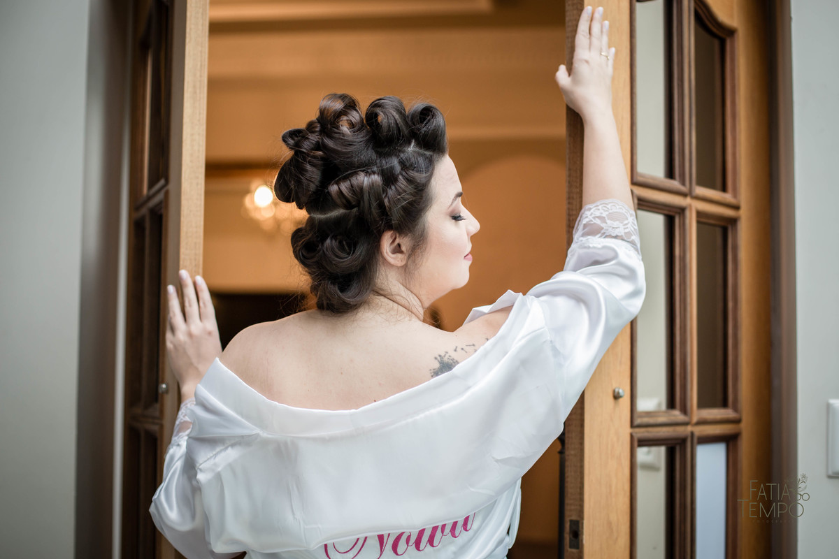 Casamento, luxo, glamour, bom gosto, noiva, noivo, wedding, mini wedding, decoração, balada, festa, buffet, mesa decorada, iluminação, dj, assessoria, cerimonial, igreja, cerimônia, ensaio fotográfico, joias, familia, amigos, eventos sociais, amor, love