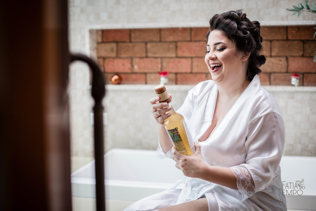 Casamento, luxo, glamour, bom gosto, noiva, noivo, wedding, mini wedding, decoração, balada, festa, buffet, mesa decorada, iluminação, dj, assessoria, cerimonial, igreja, cerimônia, ensaio fotográfico, joias, familia, amigos, eventos sociais, amor, love