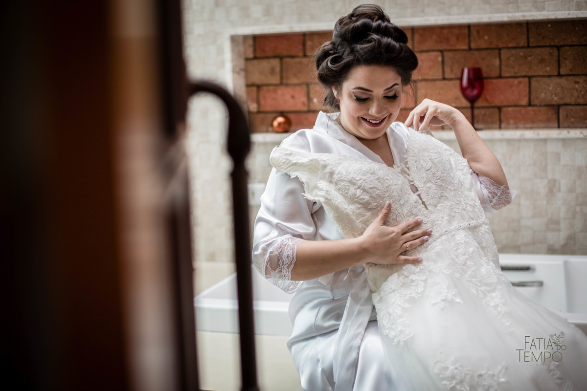 Casamento, luxo, glamour, bom gosto, noiva, noivo, wedding, mini wedding, decoração, balada, festa, buffet, mesa decorada, iluminação, dj, assessoria, cerimonial, igreja, cerimônia, ensaio fotográfico, joias, familia, amigos, eventos sociais, amor, love