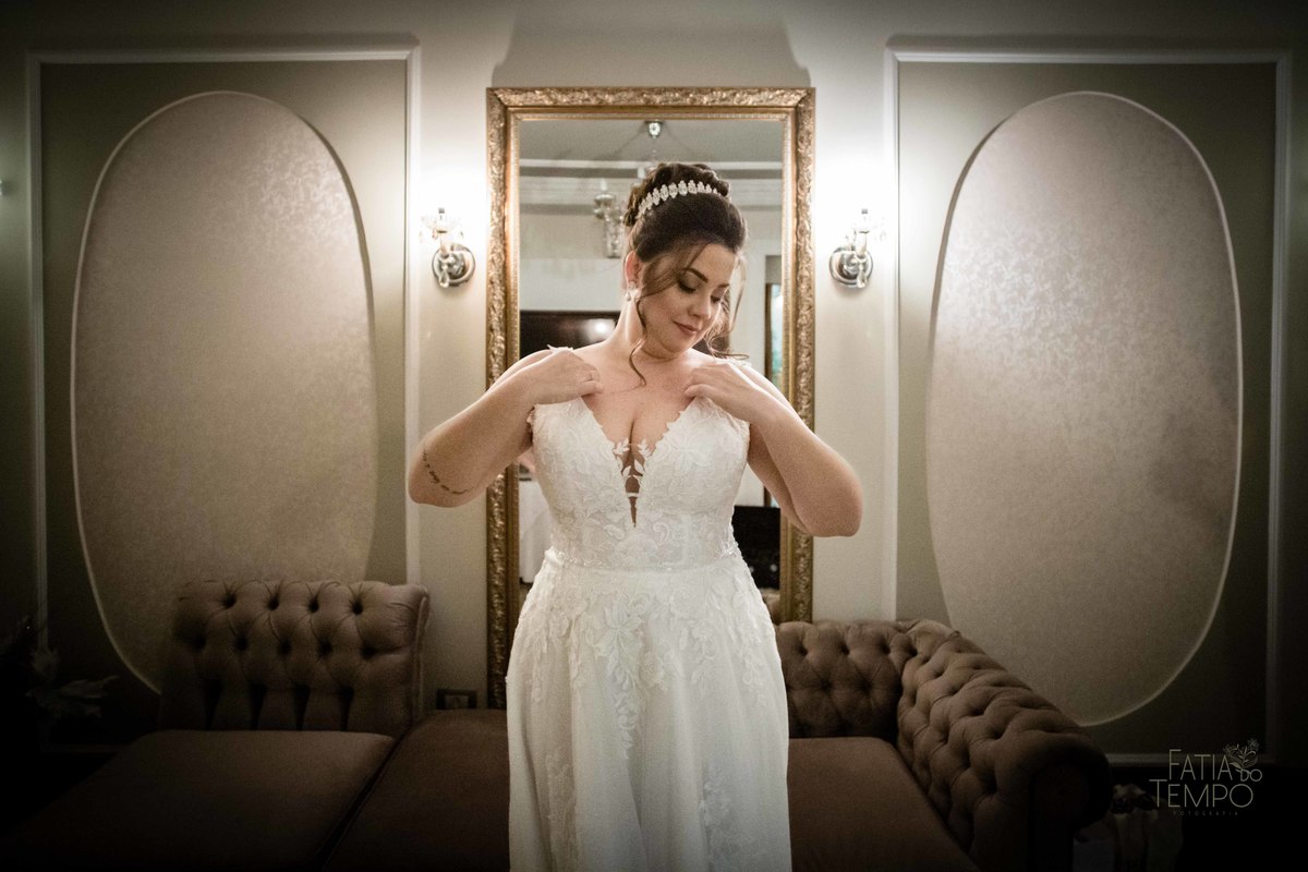 Casamento, luxo, glamour, bom gosto, noiva, noivo, wedding, mini wedding, decoração, balada, festa, buffet, mesa decorada, iluminação, dj, assessoria, cerimonial, igreja, cerimônia, ensaio fotográfico, joias, familia, amigos, eventos sociais, amor, love