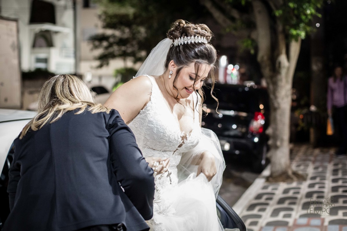 Casamento, luxo, glamour, bom gosto, noiva, noivo, wedding, mini wedding, decoração, balada, festa, buffet, mesa decorada, iluminação, dj, assessoria, cerimonial, igreja, cerimônia, ensaio fotográfico, joias, familia, amigos, eventos sociais, amor, love