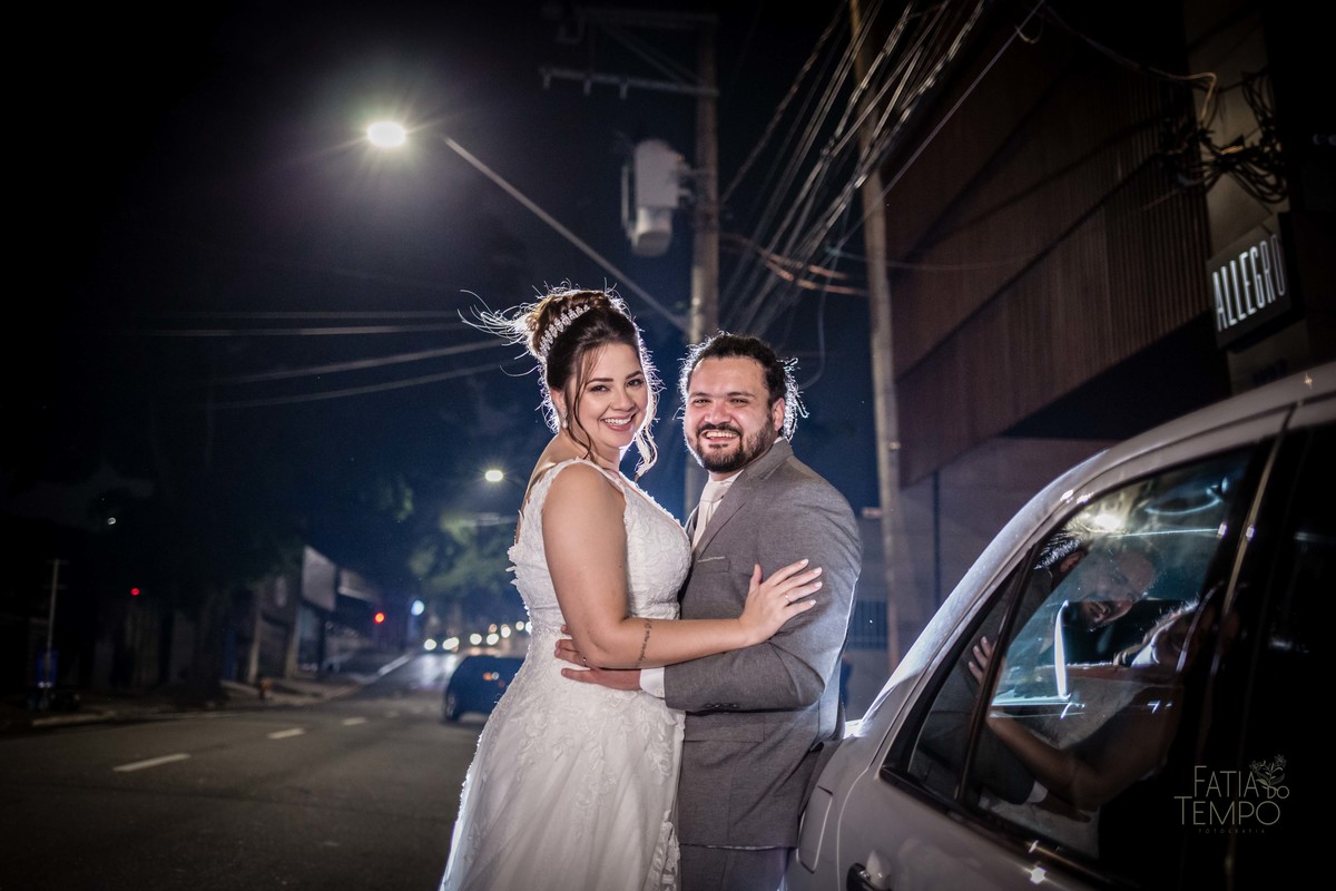 Casamento, luxo, glamour, bom gosto, noiva, noivo, wedding, mini wedding, decoração, balada, festa, buffet, mesa decorada, iluminação, dj, assessoria, cerimonial, igreja, cerimônia, ensaio fotográfico, joias, familia, amigos, eventos sociais, amor, love