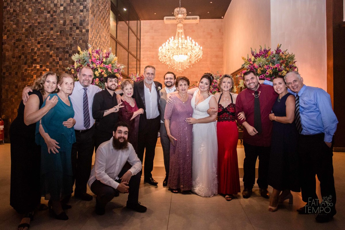 Casamento, luxo, glamour, bom gosto, noiva, noivo, wedding, mini wedding, decoração, balada, festa, buffet, mesa decorada, iluminação, dj, assessoria, cerimonial, igreja, cerimônia, ensaio fotográfico, joias, familia, amigos, eventos sociais, amor, love