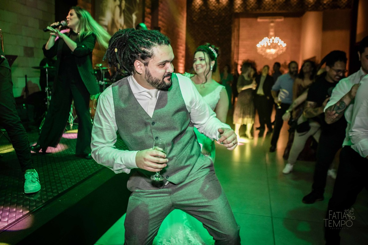 Casamento, luxo, glamour, bom gosto, noiva, noivo, wedding, mini wedding, decoração, balada, festa, buffet, mesa decorada, iluminação, dj, assessoria, cerimonial, igreja, cerimônia, ensaio fotográfico, joias, familia, amigos, eventos sociais, amor, love