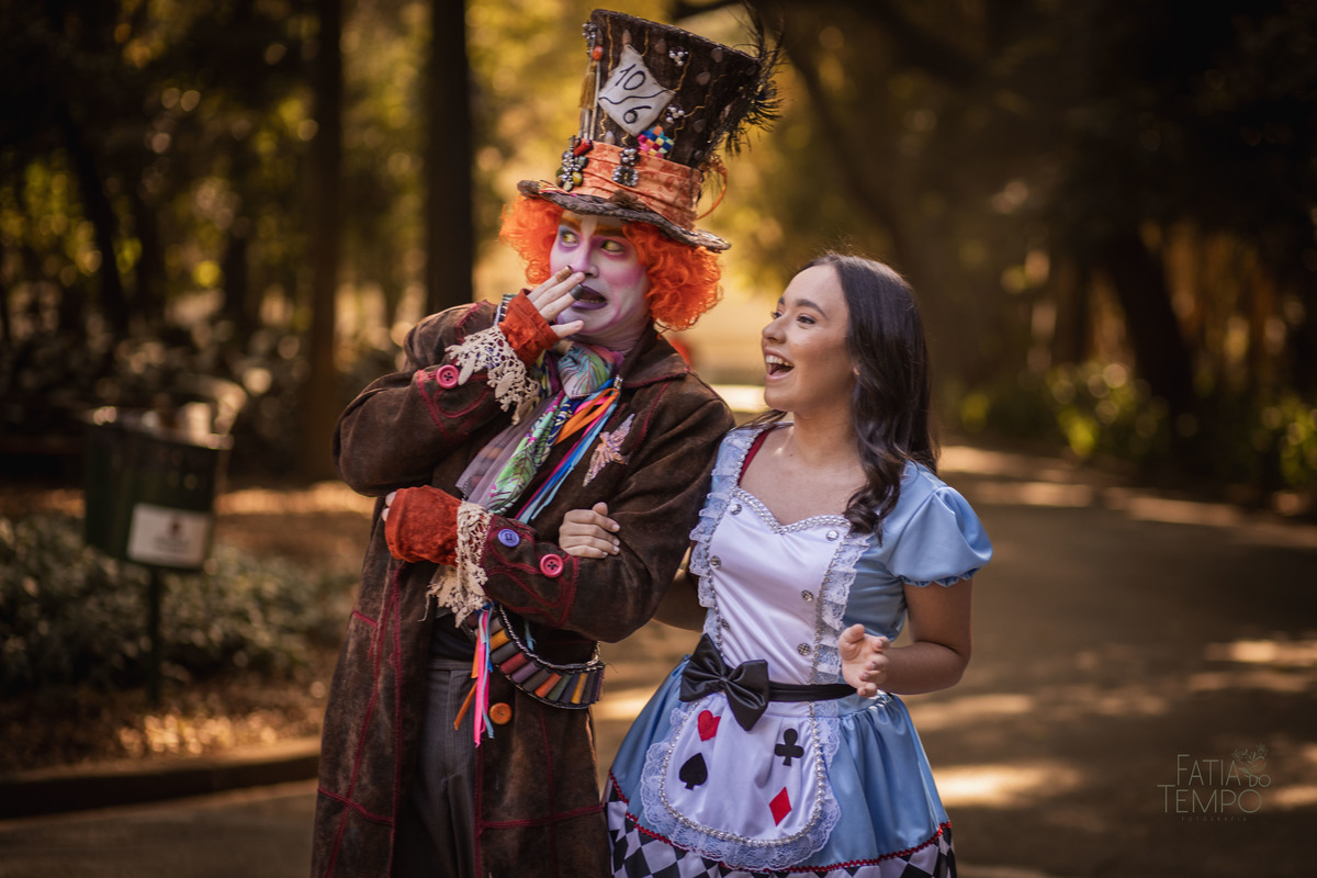 Ensaio fotográfico, alice através do espelho, temático, alice no país das maravilhas, festa de debutante, festa de xv, 15 anos, decoração, buffet no abc, assessoria, fotógrafo, buffet em São Bernardo, museu do Ipiranga, espaço favoritto, favoritto buffet,