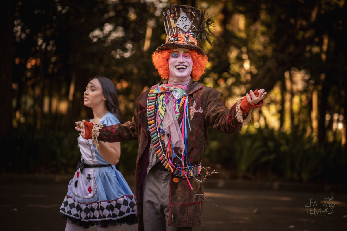 Ensaio fotográfico, alice através do espelho, temático, alice no país das maravilhas, festa de debutante, festa de xv, 15 anos, decoração, buffet no abc, assessoria, fotógrafo, buffet em São Bernardo, museu do Ipiranga, espaço favoritto, favoritto buffet,
