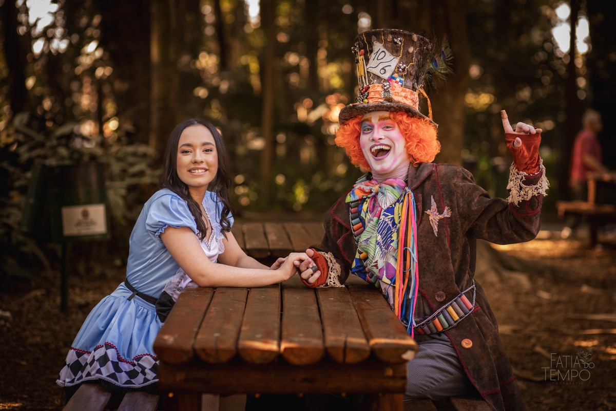 Ensaio fotográfico, alice através do espelho, temático, alice no país das maravilhas, festa de debutante, festa de xv, 15 anos, decoração, buffet no abc, assessoria, fotógrafo, buffet em São Bernardo, museu do Ipiranga, espaço favoritto, favoritto buffet,