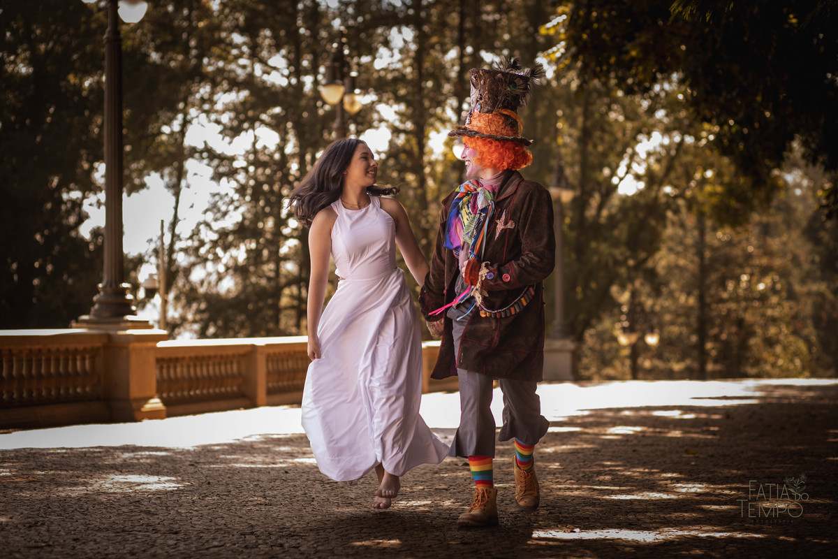 Ensaio fotográfico, alice através do espelho, temático, alice no país das maravilhas, festa de debutante, festa de xv, 15 anos, decoração, buffet no abc, assessoria, fotógrafo, buffet em São Bernardo, museu do Ipiranga, espaço favoritto, favoritto buffet,