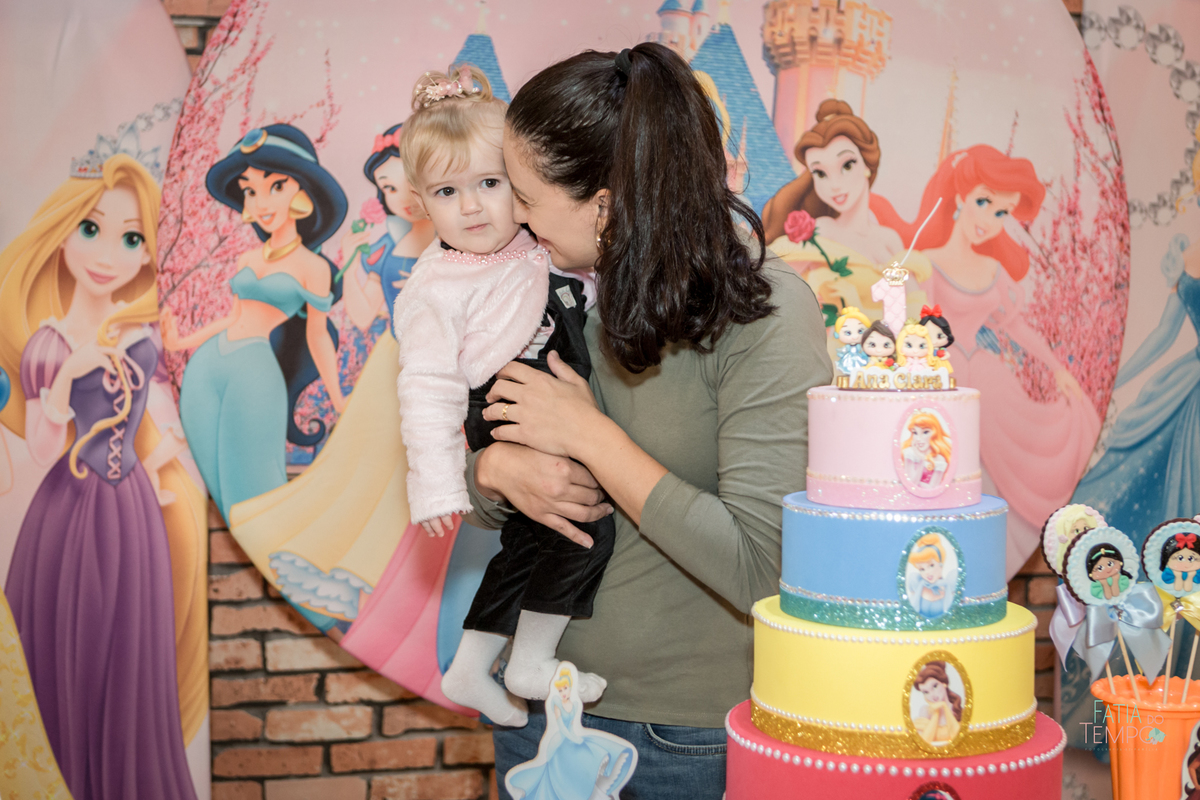 buffet hora da bagunça. festa infantil hora da bagunça, festa de criança, festa de aniversario em buffet, festa de um aninho, um aninho, decoração as princesas, decoração festa das princesas