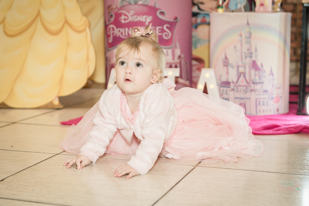 buffet hora da bagunça. festa infantil hora da bagunça, festa de criança, festa de aniversario em buffet, festa de um aninho, um aninho, decoração as princesas, decoração festa das princesas