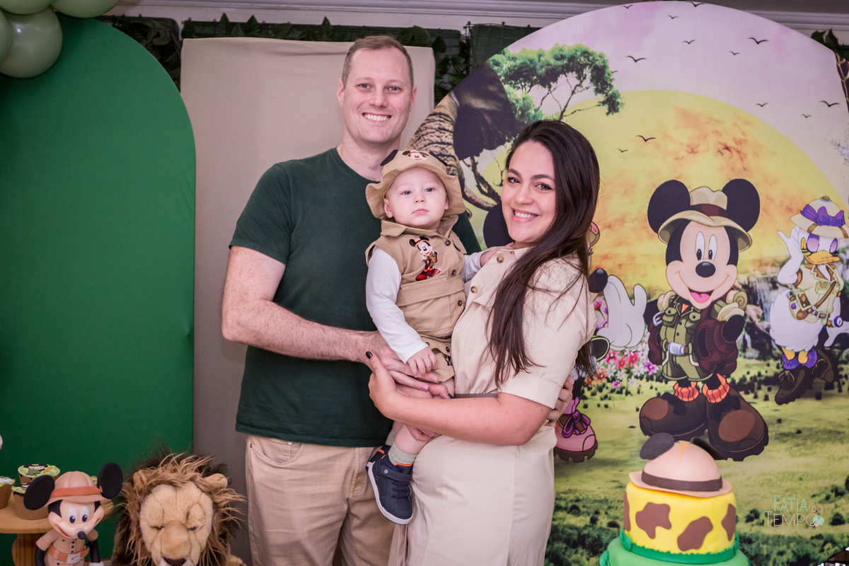 terra do nunca buffet, buffet terra do nunca, festa de 1 aninho, um aninho, anivers[ário de um ano, festa em buffet de um ano, tema mickey safari, festa de aniversario em buffet, festa em buffet, primeiro aniversario em buffet