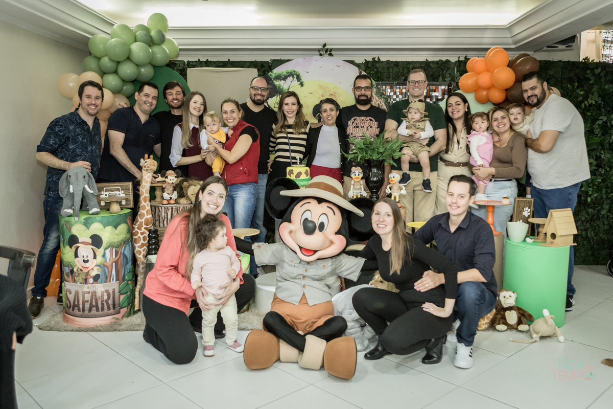 terra do nunca buffet, buffet terra do nunca, festa de 1 aninho, um aninho, anivers[ário de um ano, festa em buffet de um ano, tema mickey safari, festa de aniversario em buffet, festa em buffet, primeiro aniversario em buffet