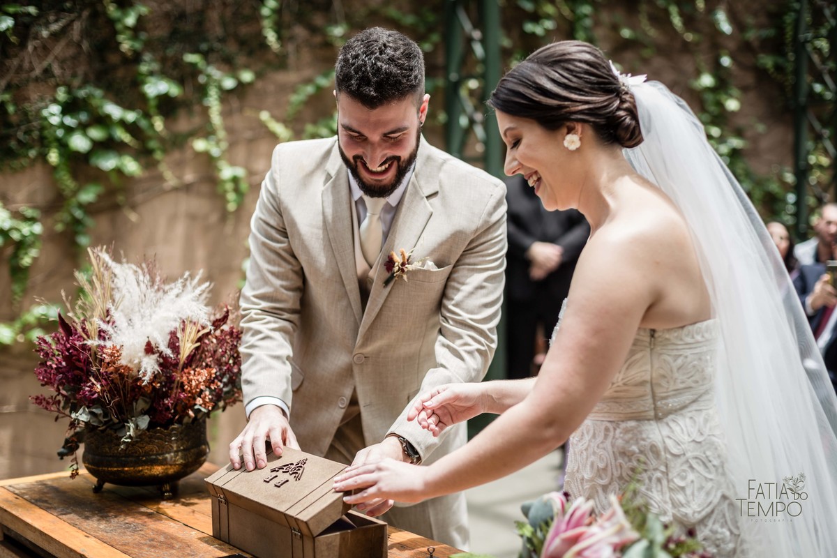 Casamento, wedding, noiva, noivo, buffet, Sítio são Jorge, São Bernardo do campo, Espaço Favoritto, Recanto dos sonhos, festa de casamento, balada, vestido de noiva, maquiagem, decoração, flores, família, restaurante, gastronomia, cardápio, noivos, amor, 