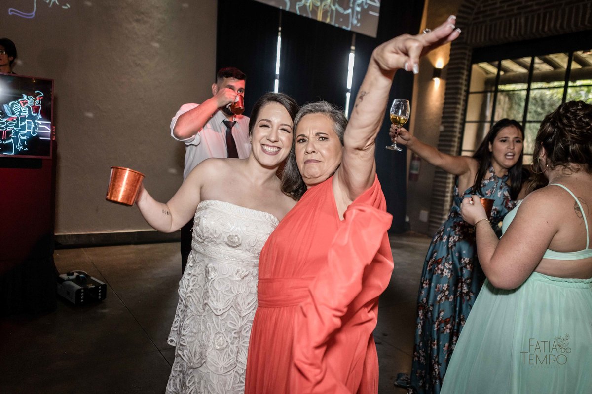 Casamento, wedding, noiva, noivo, buffet, Sítio são Jorge, São Bernardo do campo, Espaço Favoritto, Recanto dos sonhos, festa de casamento, balada, vestido de noiva, maquiagem, decoração, flores, família, restaurante, gastronomia, cardápio, noivos, amor, 