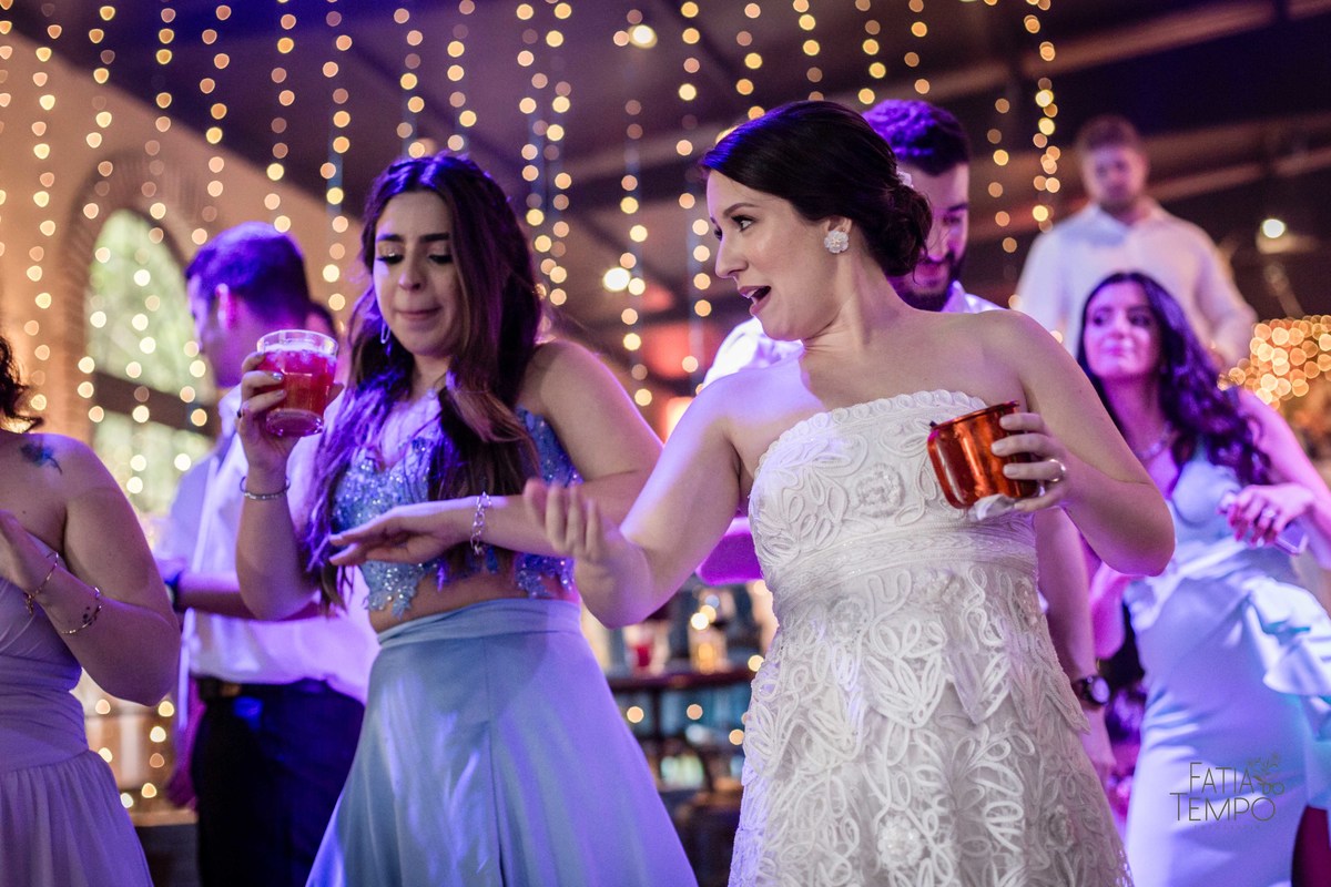 Casamento, wedding, noiva, noivo, buffet, Sítio são Jorge, São Bernardo do campo, Espaço Favoritto, Recanto dos sonhos, festa de casamento, balada, vestido de noiva, maquiagem, decoração, flores, família, restaurante, gastronomia, cardápio, noivos, amor, 