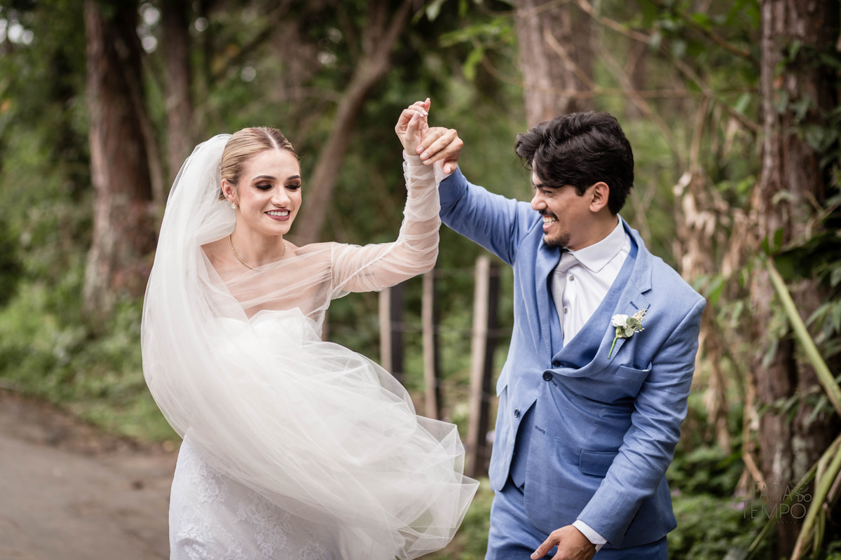 Casamento, making of, dia da noiva, maquiagem, wedding, fotografia, foto de casamento, vestido de noiva, festa, balada, sensual, convite, buffet, decoração, gastronomia, ensaio fotográfico, noiva, noivo, pula pula, amigas, padrinhos, aliança, 