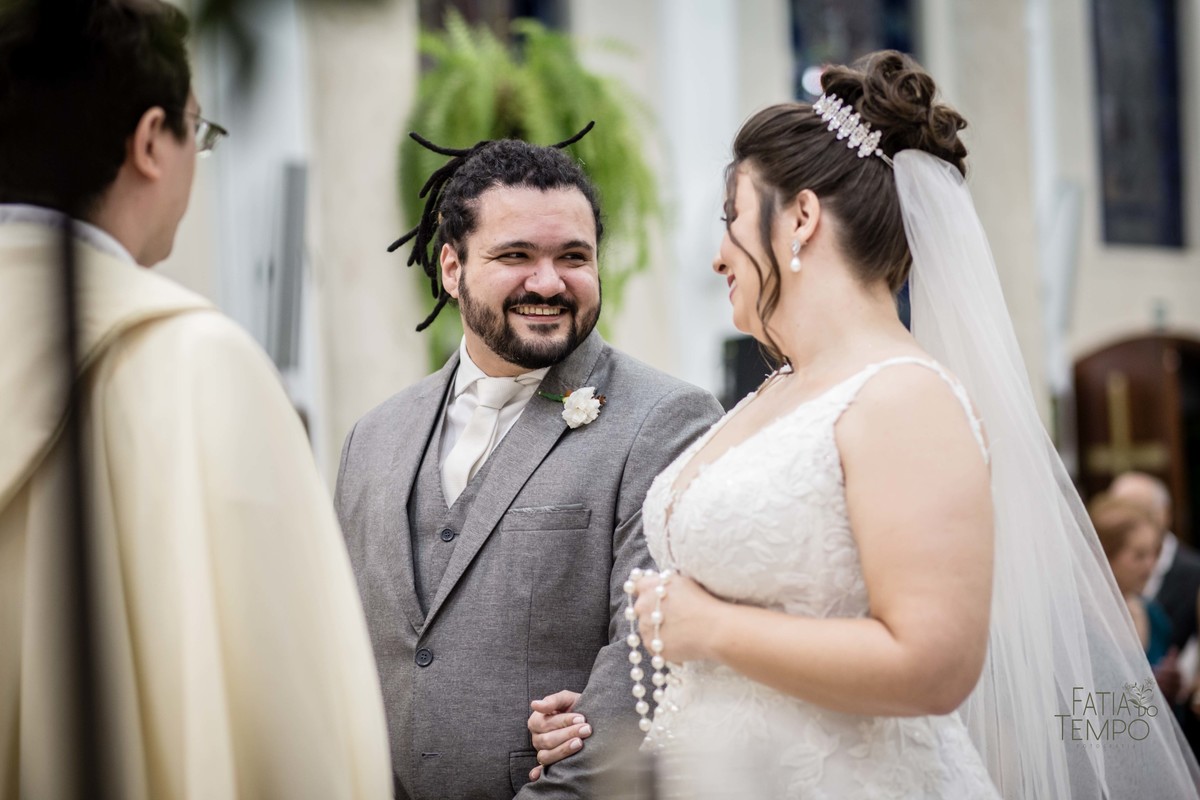 Casamento, São Caetano do sul , Abc paulista, Buffet de casamento, Allegro Buffet, Rua Alegre, Noivo, Noiva, Making of, Cachaça, Vestido de noiva,  wedding, madrinhas, padrinhos, igreja, religião, decoração, balada, banda, festa, drink, escola de samba, 