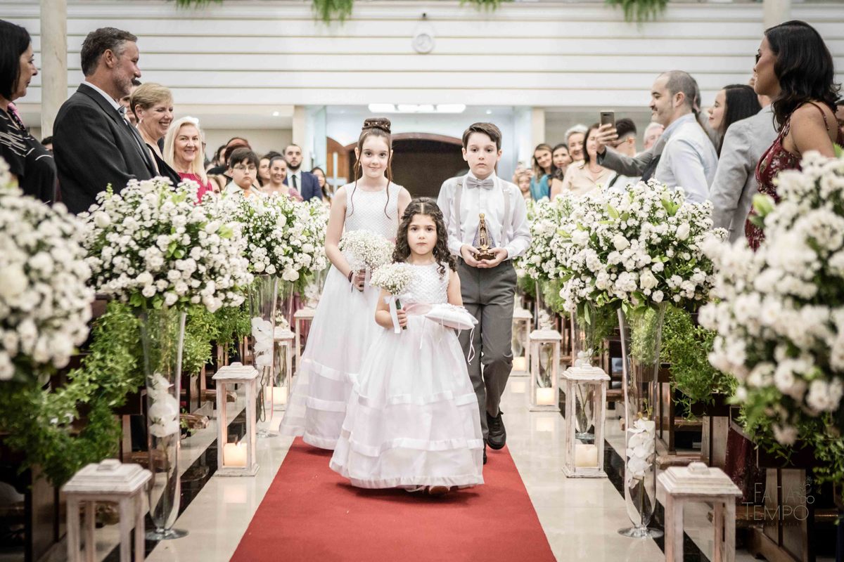 Casamento, São Caetano do sul , Abc paulista, Buffet de casamento, Allegro Buffet, Rua Alegre, Noivo, Noiva, Making of, Cachaça, Vestido de noiva,  wedding, madrinhas, padrinhos, igreja, religião, decoração, balada, banda, festa, drink, escola de samba, 