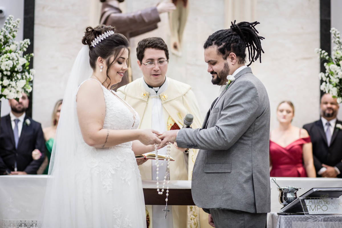 Casamento, São Caetano do sul , Abc paulista, Buffet de casamento, Allegro Buffet, Rua Alegre, Noivo, Noiva, Making of, Cachaça, Vestido de noiva,  wedding, madrinhas, padrinhos, igreja, religião, decoração, balada, banda, festa, drink, escola de samba, 