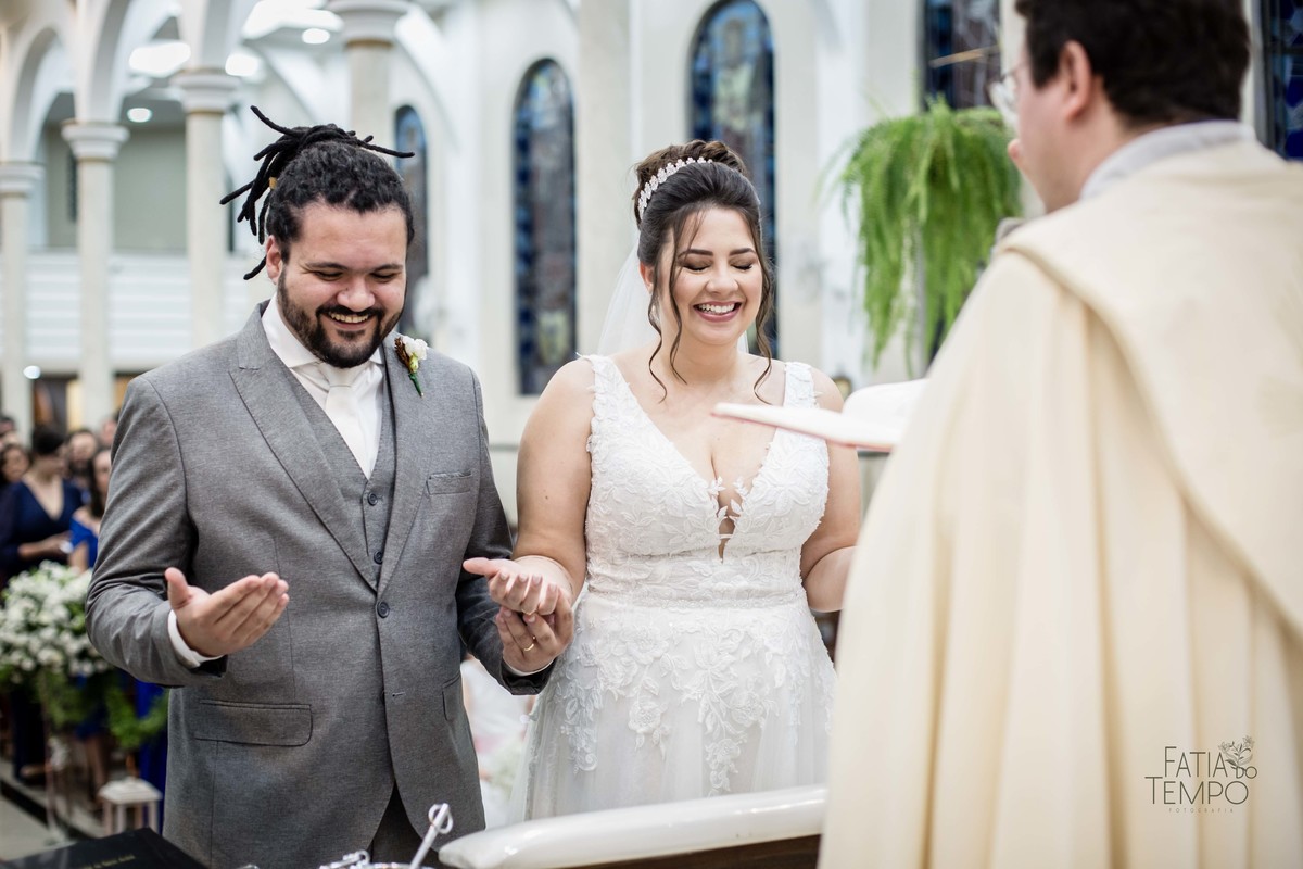 Casamento, São Caetano do sul , Abc paulista, Buffet de casamento, Allegro Buffet, Rua Alegre, Noivo, Noiva, Making of, Cachaça, Vestido de noiva,  wedding, madrinhas, padrinhos, igreja, religião, decoração, balada, banda, festa, drink, escola de samba, 