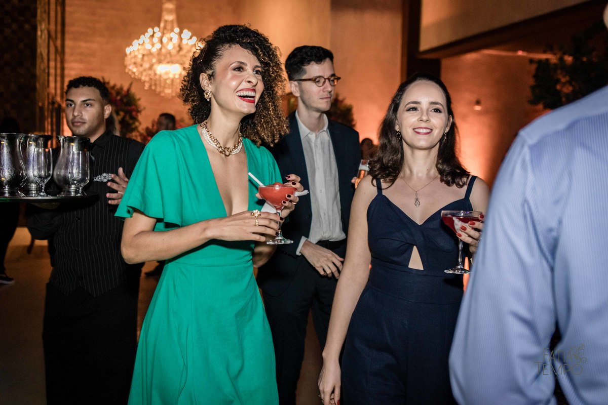 Casamento, São Caetano do sul , Abc paulista, Buffet de casamento, Allegro Buffet, Rua Alegre, Noivo, Noiva, Making of, Cachaça, Vestido de noiva,  wedding, madrinhas, padrinhos, igreja, religião, decoração, balada, banda, festa, drink, escola de samba, 