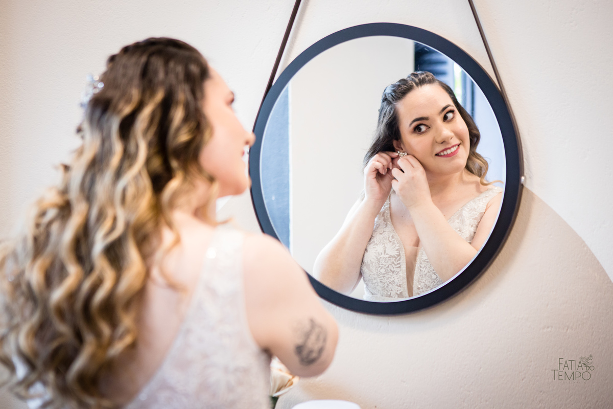 Mini wedding, wedding, casamento, buffet de casamento, buffet em são Caetano, tênis, noiva, noivo, nerd, convite, decoração, maquiagem, make, vestido de noiva, micro wedding, buquê, assessoria, festa, cerimônia, celebrante, cerimonial, Fotografia, Foto, 