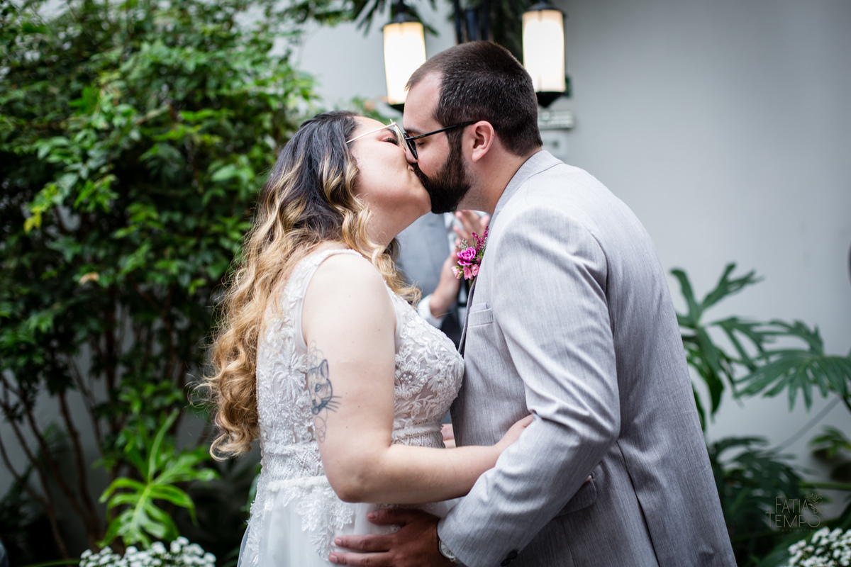 Mini wedding, wedding, casamento, buffet de casamento, buffet em são Caetano, tênis, noiva, noivo, nerd, convite, decoração, maquiagem, make, vestido de noiva, micro wedding, buquê, assessoria, festa, cerimônia, celebrante, cerimonial, Fotografia, Foto, 