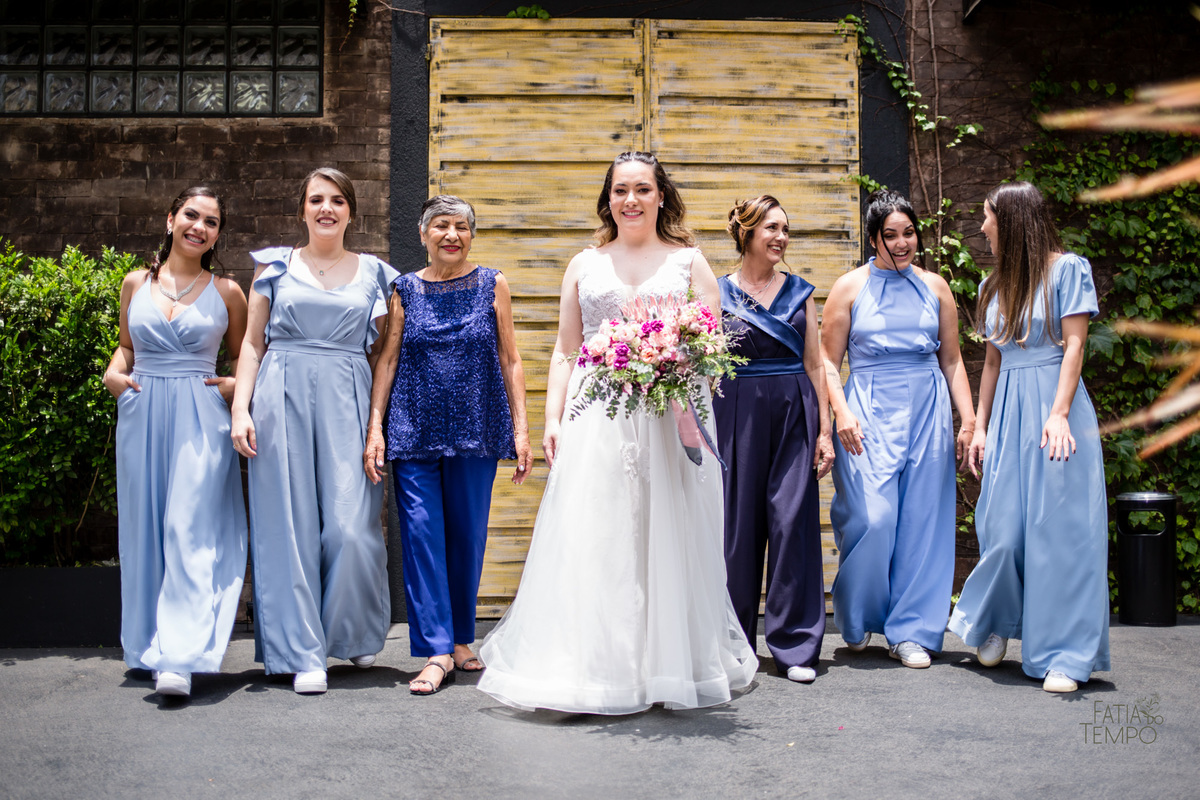 Mini wedding, wedding, casamento, buffet de casamento, buffet em são Caetano, tênis, noiva, noivo, nerd, convite, decoração, maquiagem, make, vestido de noiva, micro wedding, buquê, assessoria, festa, cerimônia, celebrante, cerimonial, Fotografia, Foto, 