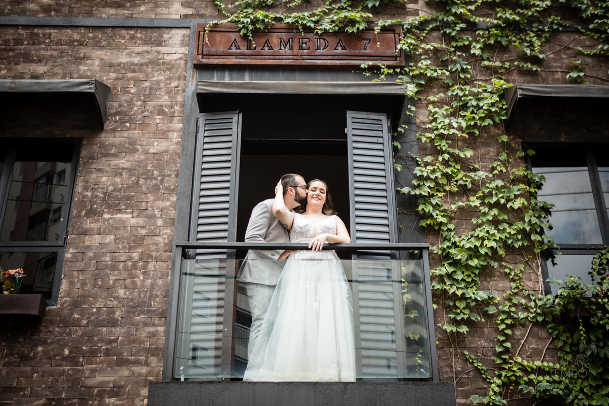 Mini wedding, wedding, casamento, buffet de casamento, buffet em são Caetano, tênis, noiva, noivo, nerd, convite, decoração, maquiagem, make, vestido de noiva, micro wedding, buquê, assessoria, festa, cerimônia, celebrante, cerimonial, Fotografia, Foto, 